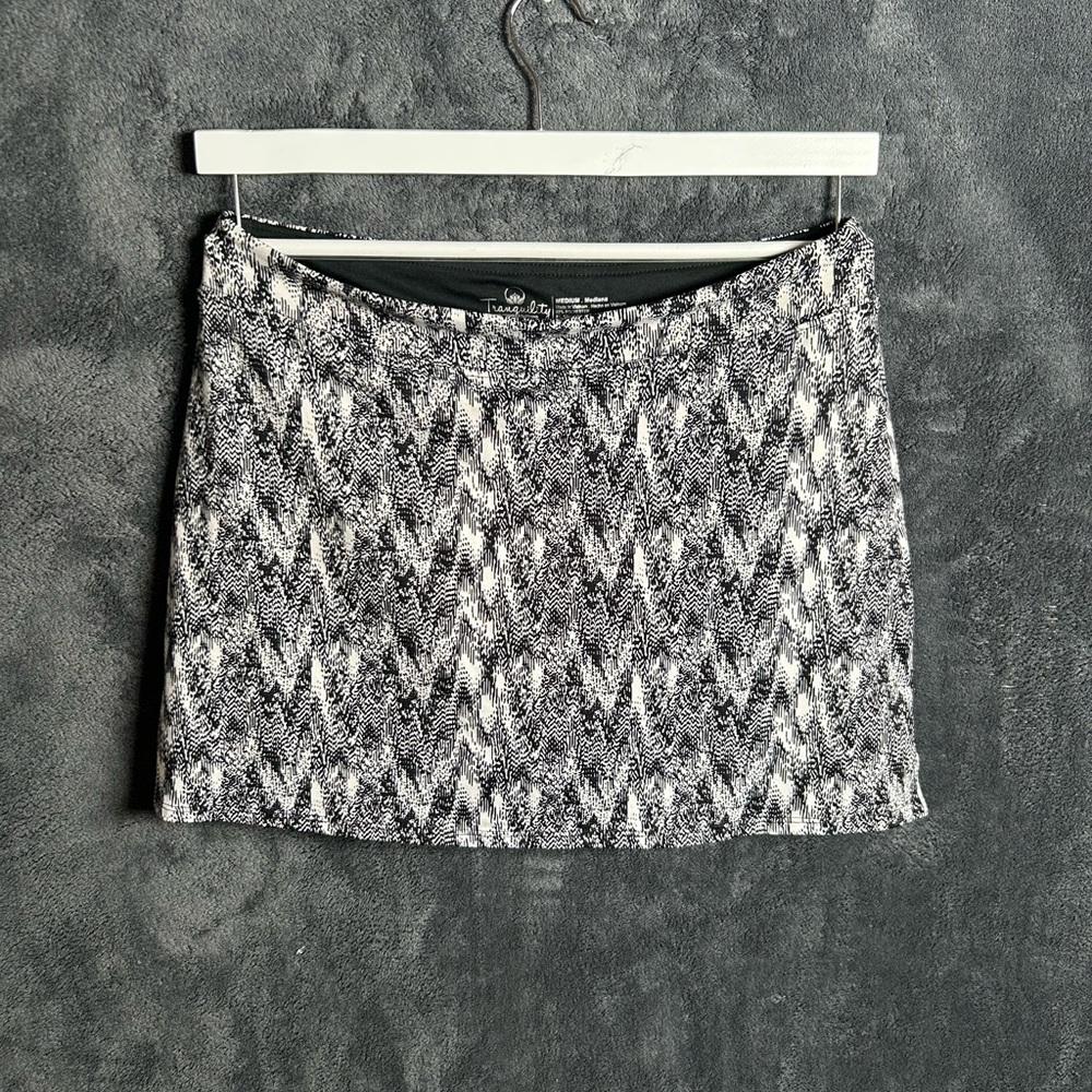 Tranquility Black and White Mini Pencil Skirt for Night Out